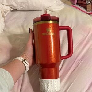 LIMITED EDITION Scarlet Tinsel Stanley 40oz